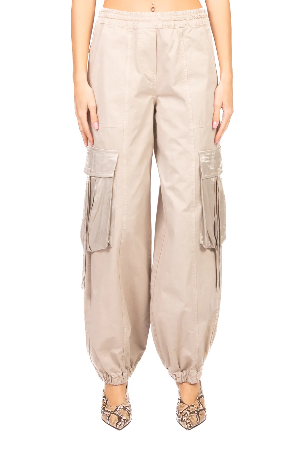 Tensione In - Pantalone cargo con tasconi in satin Art. S26P520 - Image 2